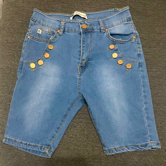 Bundle of 2 super stretchy denim fabrics NEW skirt and like new shorts size XS. - Picture 3 of 4